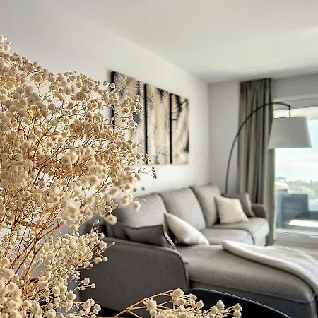 Via Celere 2332 Luxury Sea View Apartament