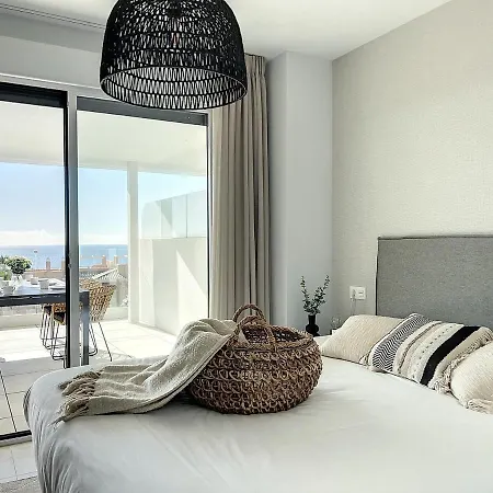 Via Celere 2332 Luxury Sea View Apartament